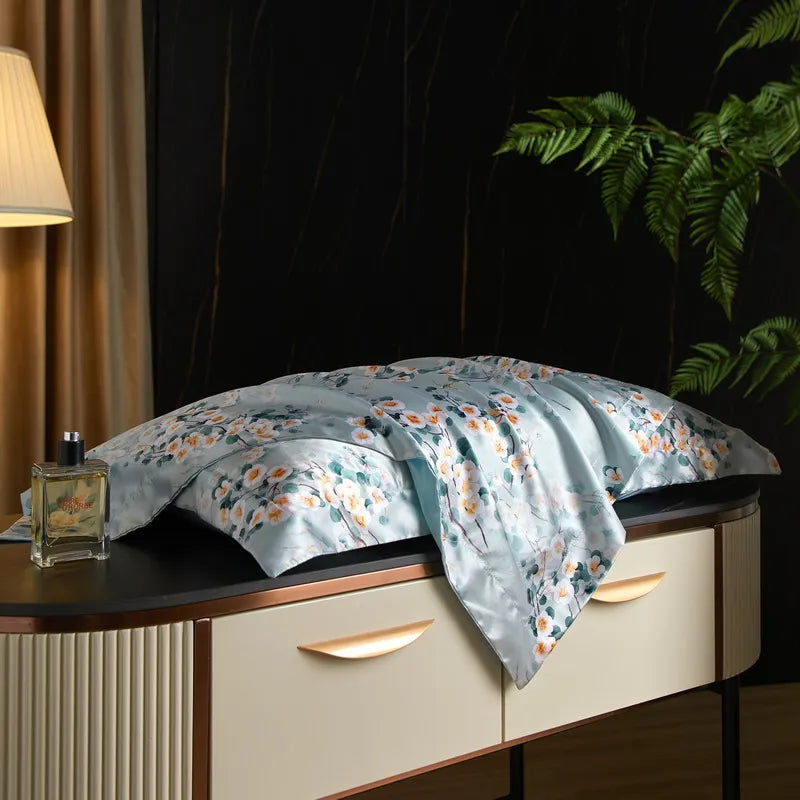 Misty Leaf print on the Daylilt Meadow Drift silk-blend pillowcase pair