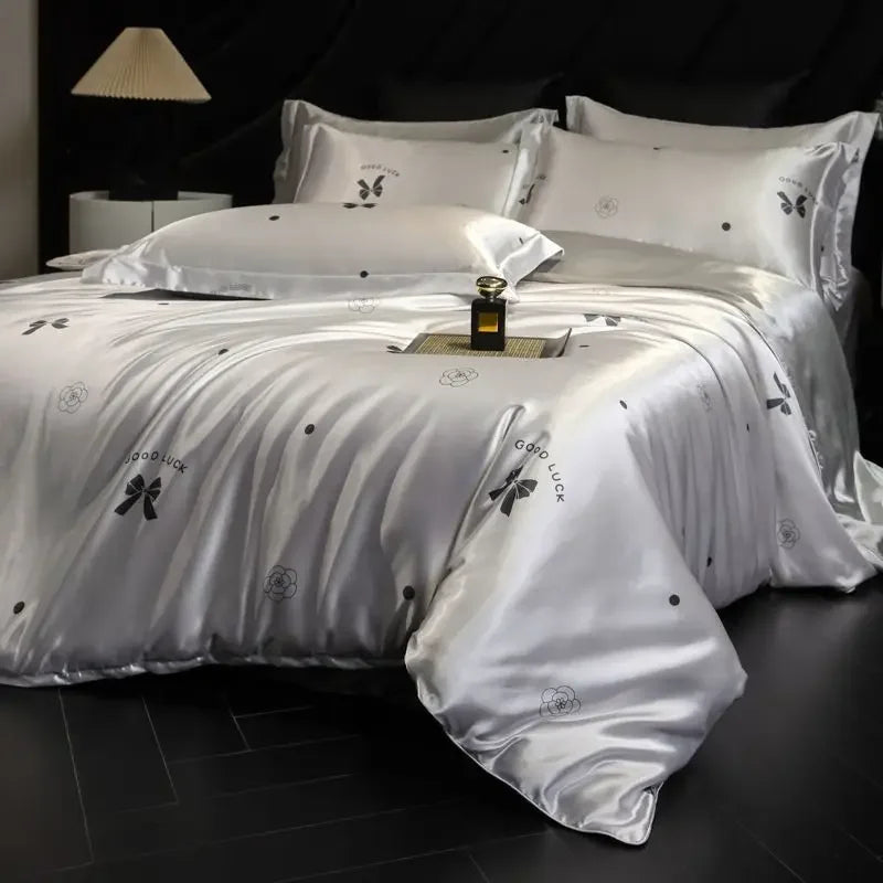 Porcelain White Daylilt Soft Horizon printed silk-blend bedding set